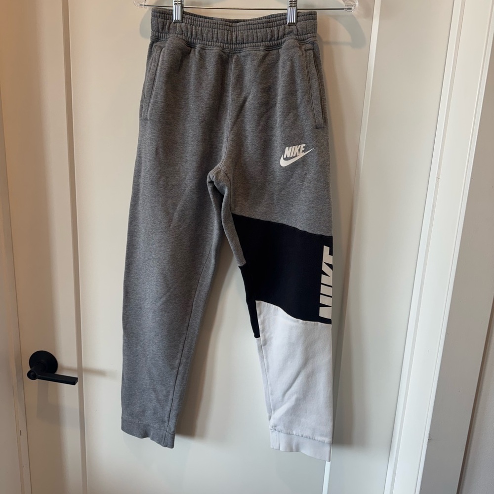 Youth Nike Sweatpants